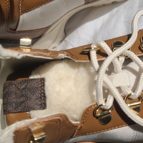 204-Michael Kors Cosgrave Bootie Tech Canvas Women 10M - Picture 9 of 11